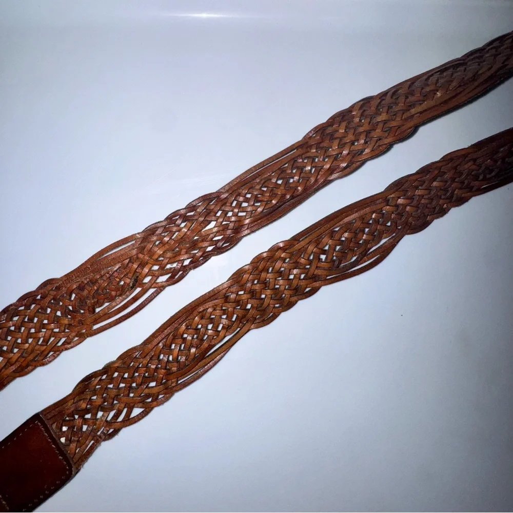 Eddie Bauer Brown Woven Leather Belt with Brass-Tone Round Buckle - Picture 4 of 7